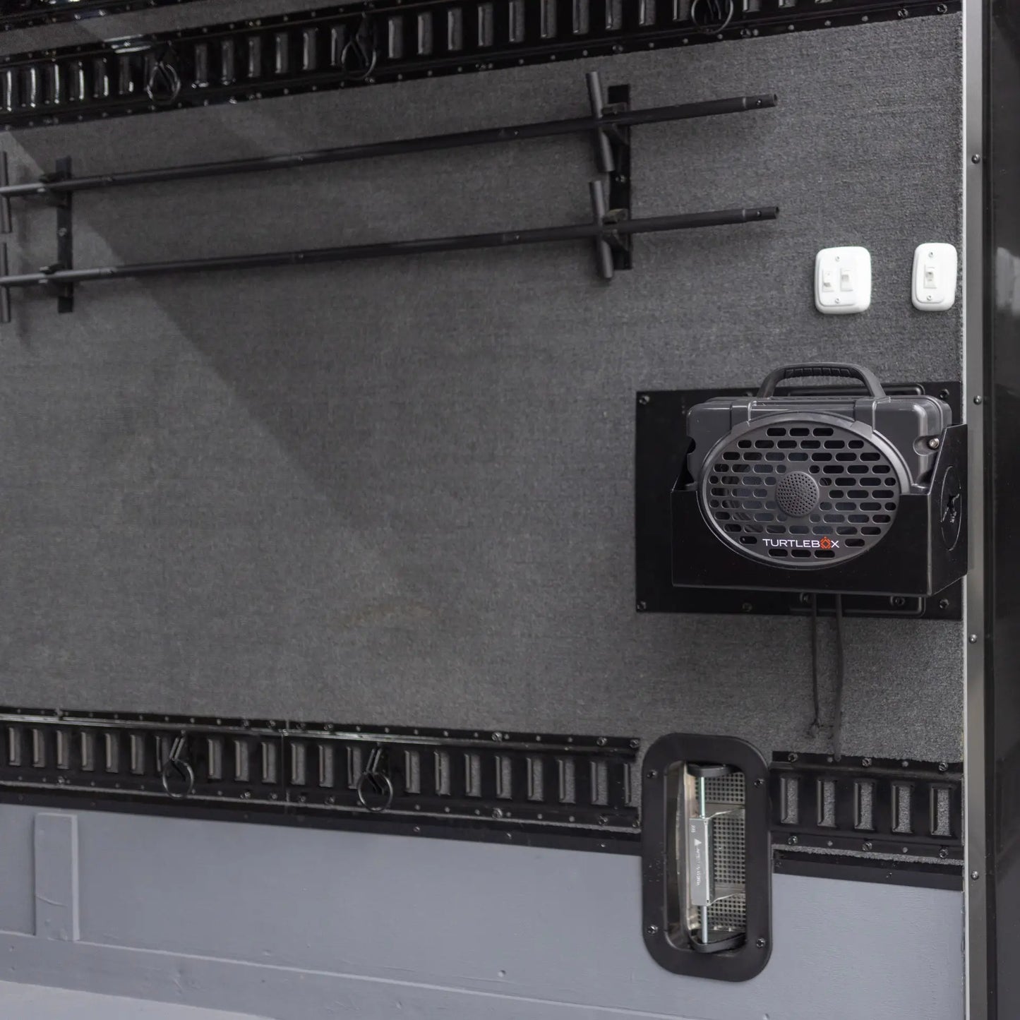 Original Swinging Turtlebox Mount